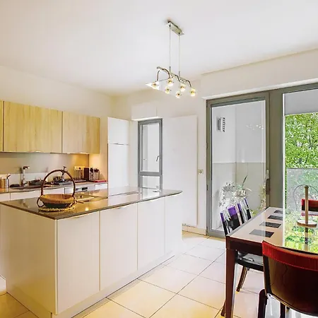 Apartmán Guestready - Spacious And Bright In The 16th Paříž