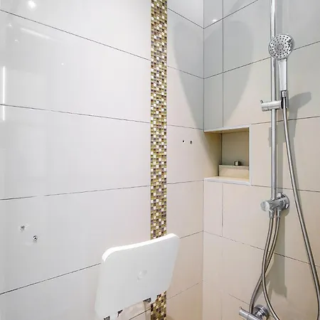 Guestready - Spacious And Bright In The 16th Apartmán